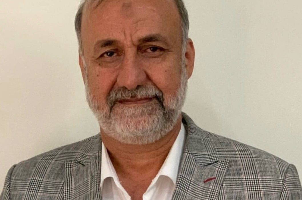 آبادگران جوان؛ از معرفی شهردار و رئیسجمهور تا فعالیتهای انتخاباتی با چراغ خاموش